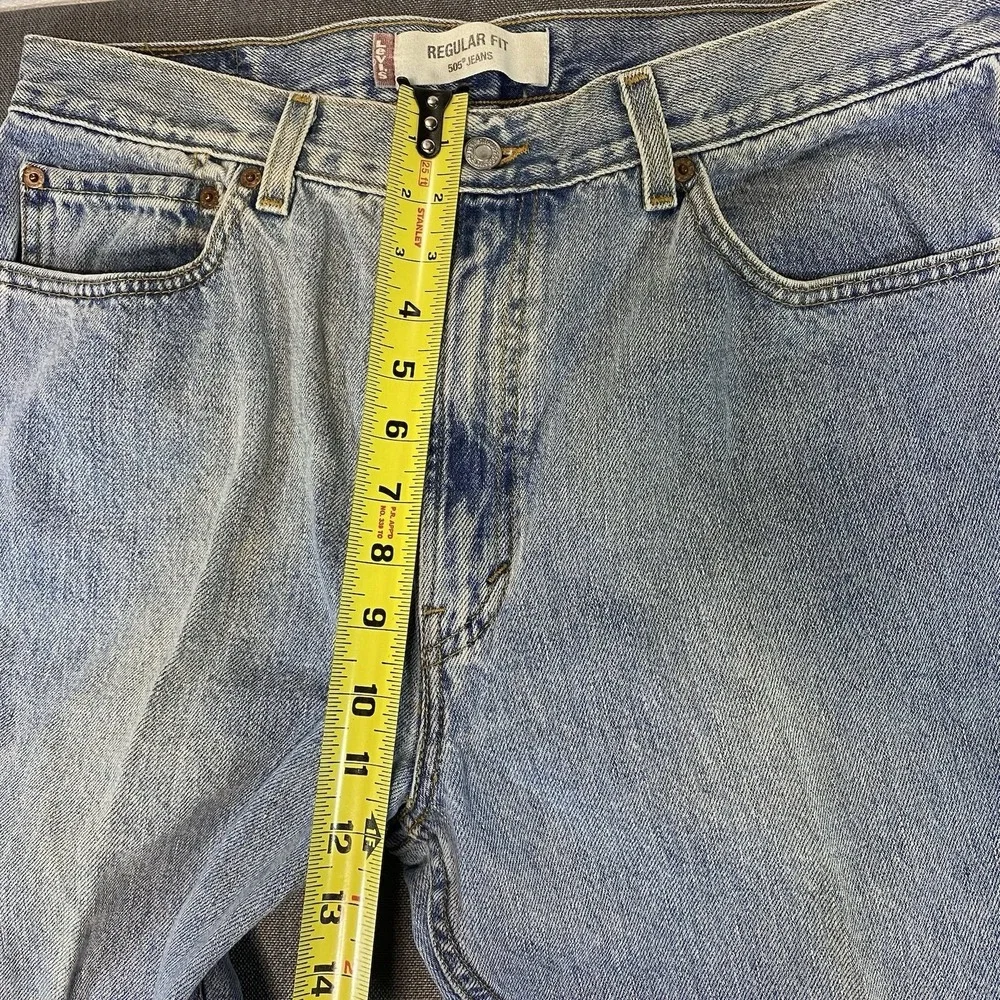 VTG Levi's 505 Jeans Mens 36x34‎ Light Wash Regular Fit Denim 2000s